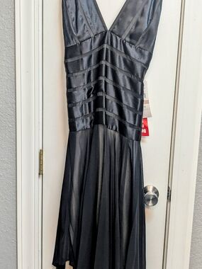 S.L. Fashions Black V-Neck Satin-Striped Midi Dress